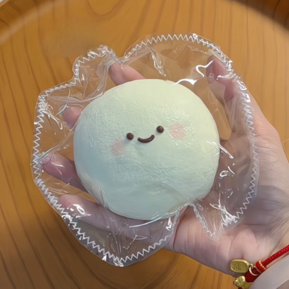 Milky Mochi Daifuku Water Squishy Toy